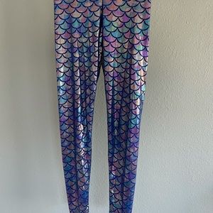 Metallic mermaid leggings